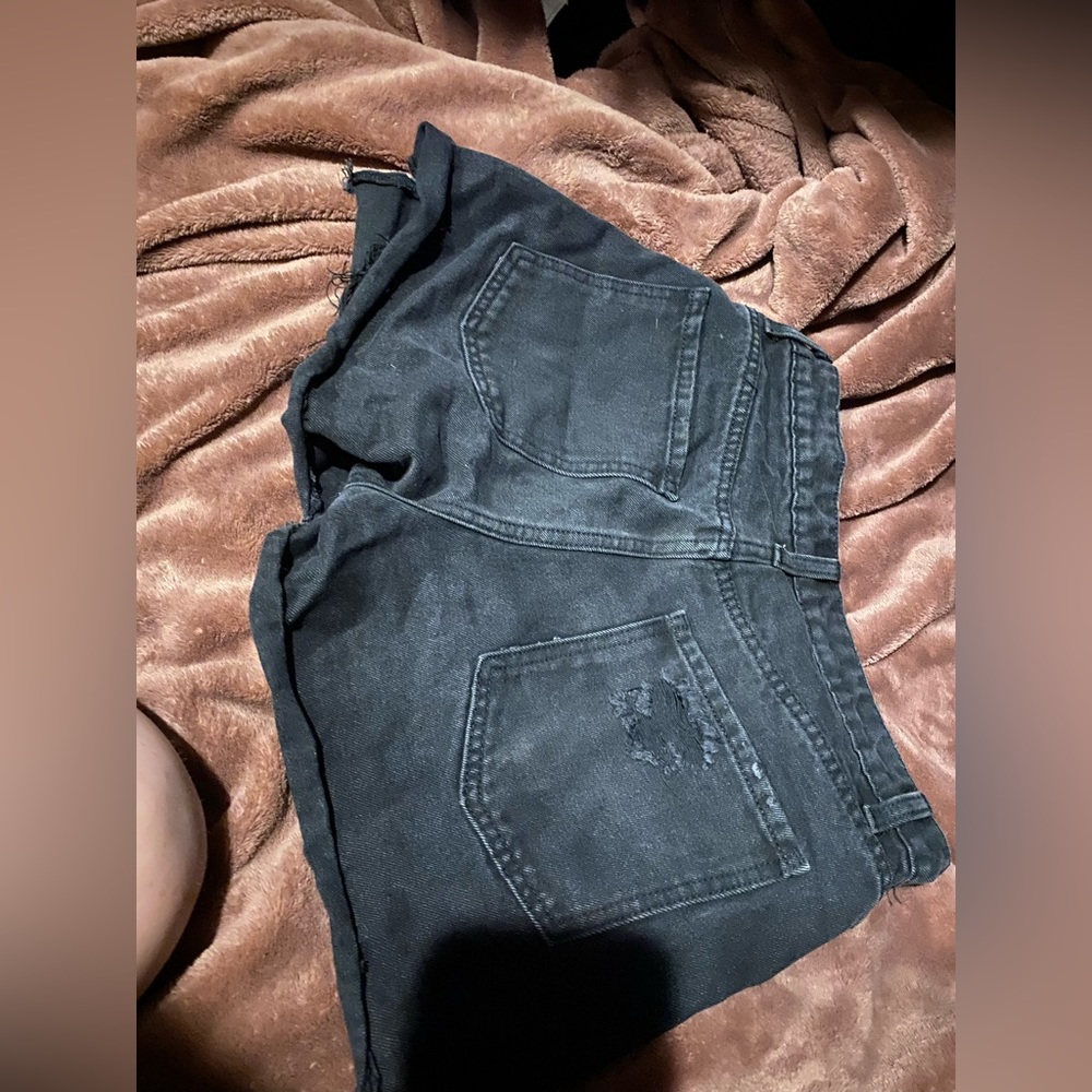 to small only worn once didn’t fit